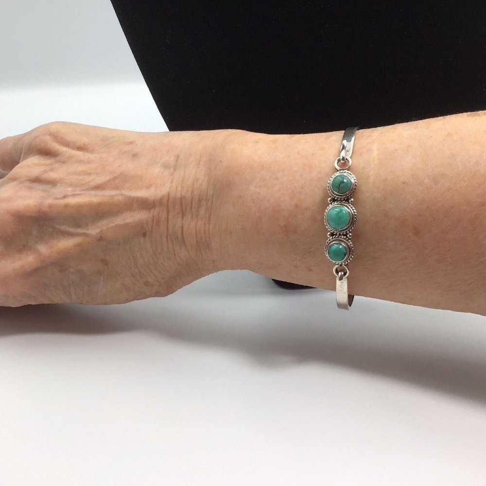 Steling Silver Turquoise Bangle Bracelet Hook Closure 12.8g Size 7 - Picture 10 of 12